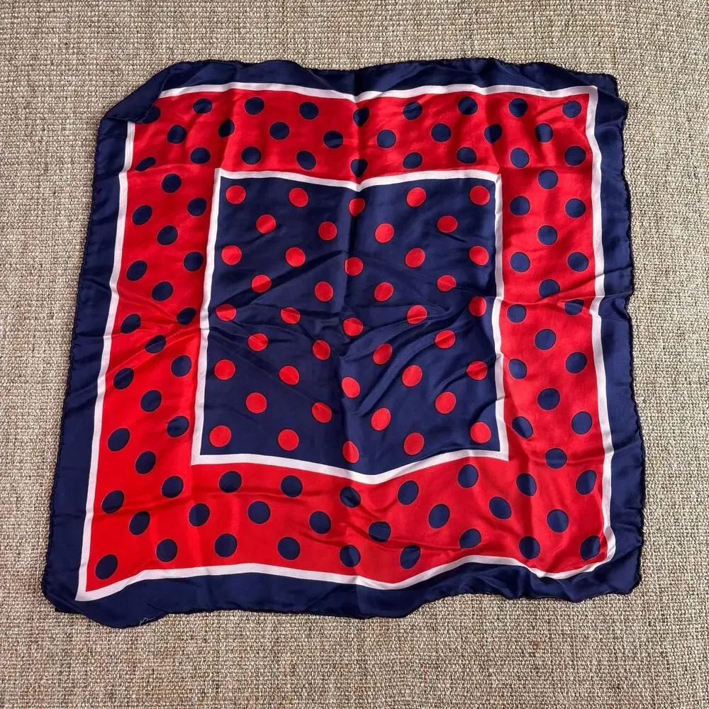 None and/or Unknown 🔴 silk
